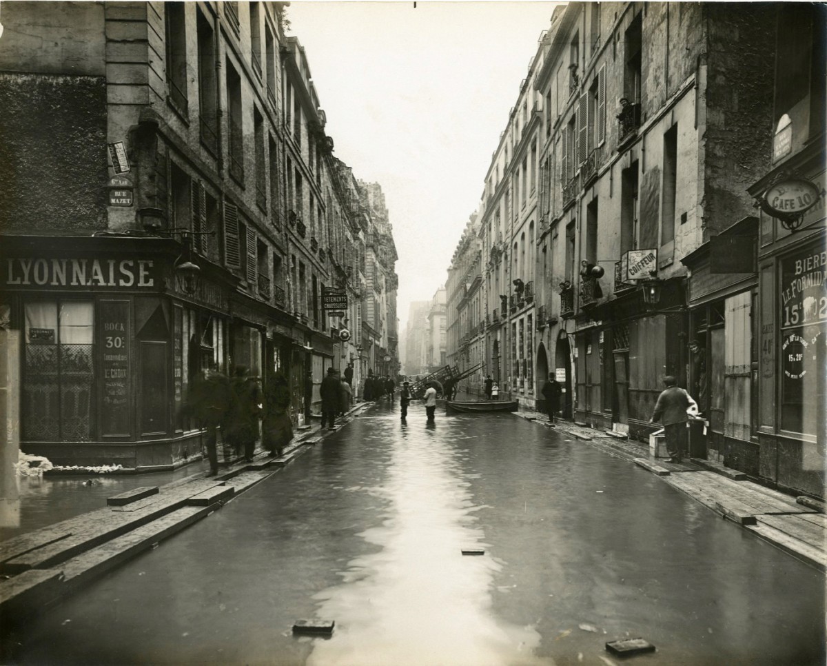 Paris Flood, rue Mazet et rue St. André des Arts