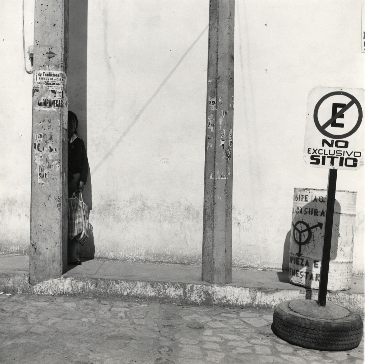 Untitled (person behind column)